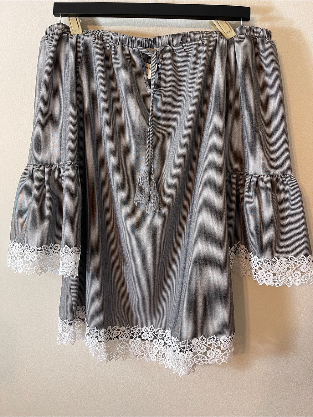 NWT Crescent Striped Off the Shoulder Top w/Lace Trim